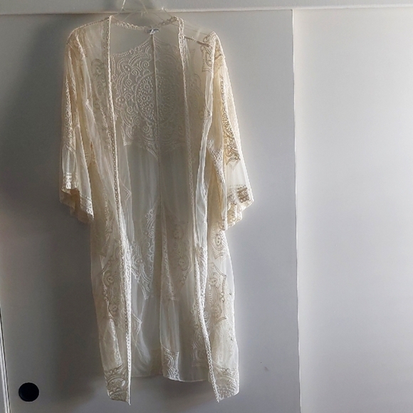 Floral Crochet Open Front Ivroy Kimono Knee Length M/L Bohemian Festival Indie - Picture 1 of 7